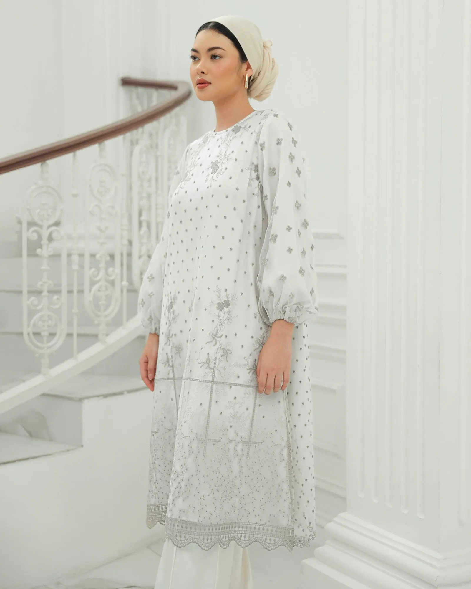 NAZIRA TUNIC sold by Geulis product image thumbnail 5