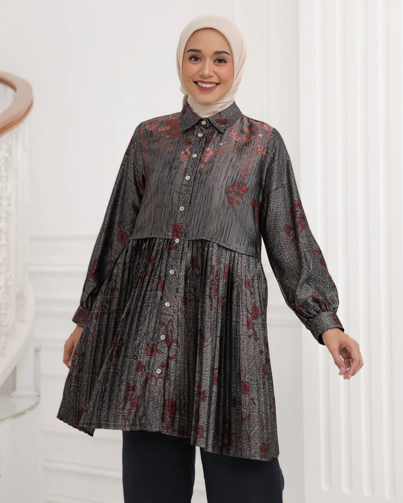 YUMNA TUNIC sold by Geulis product image thumbnail 2