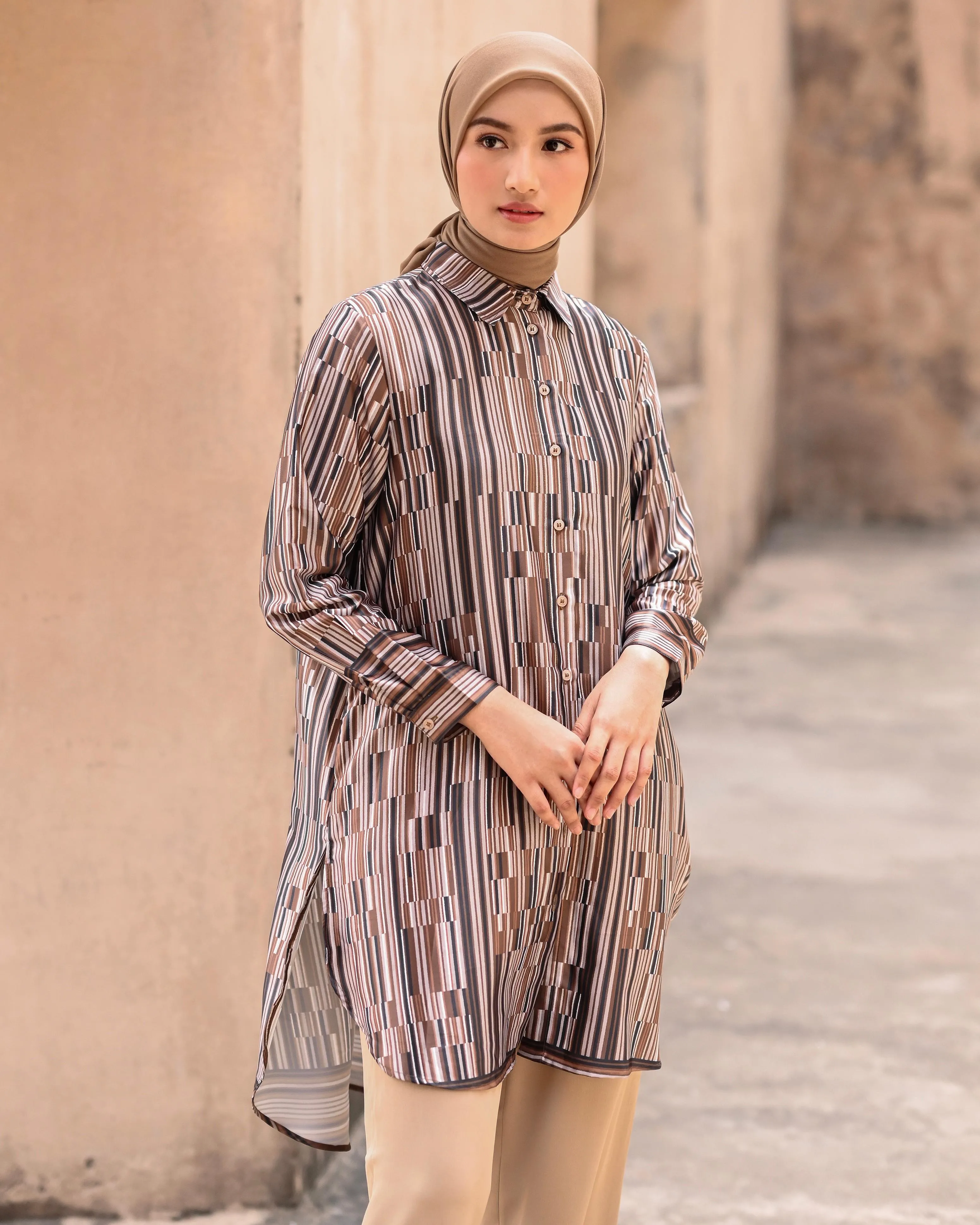 VALIA TUNIC sold by Geulis product image thumbnail 4