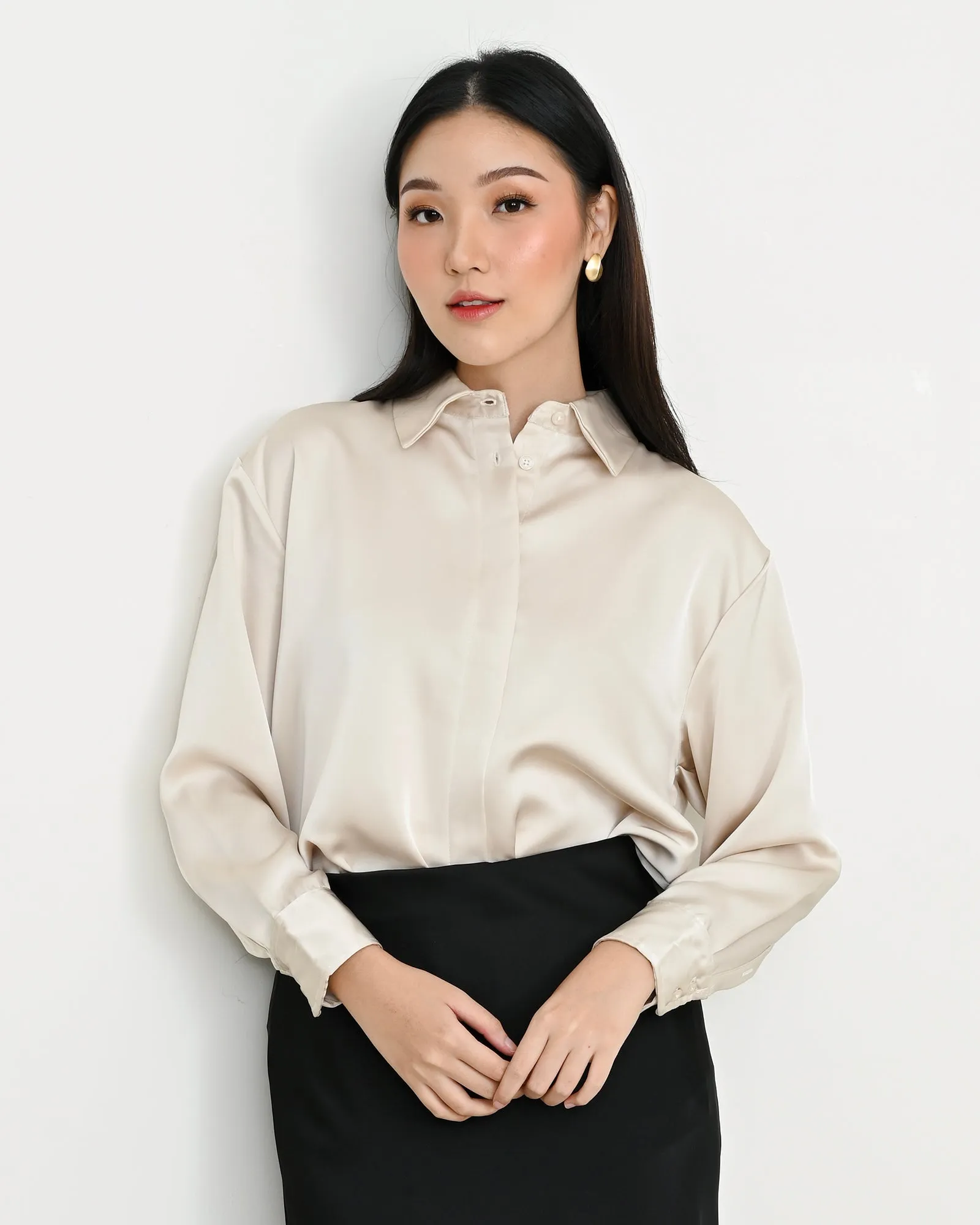 WINOLA SATEEN SHIRT sold by Geulis