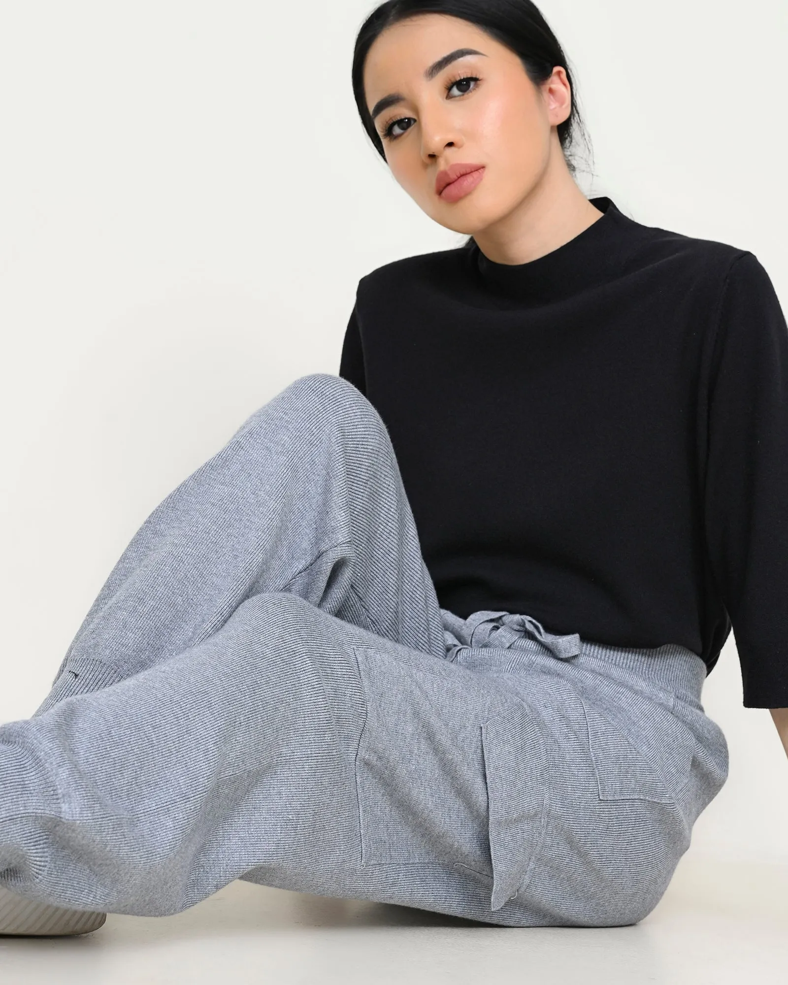 VALDIS JOGER PANTS sold by Geulis product image thumbnail 4