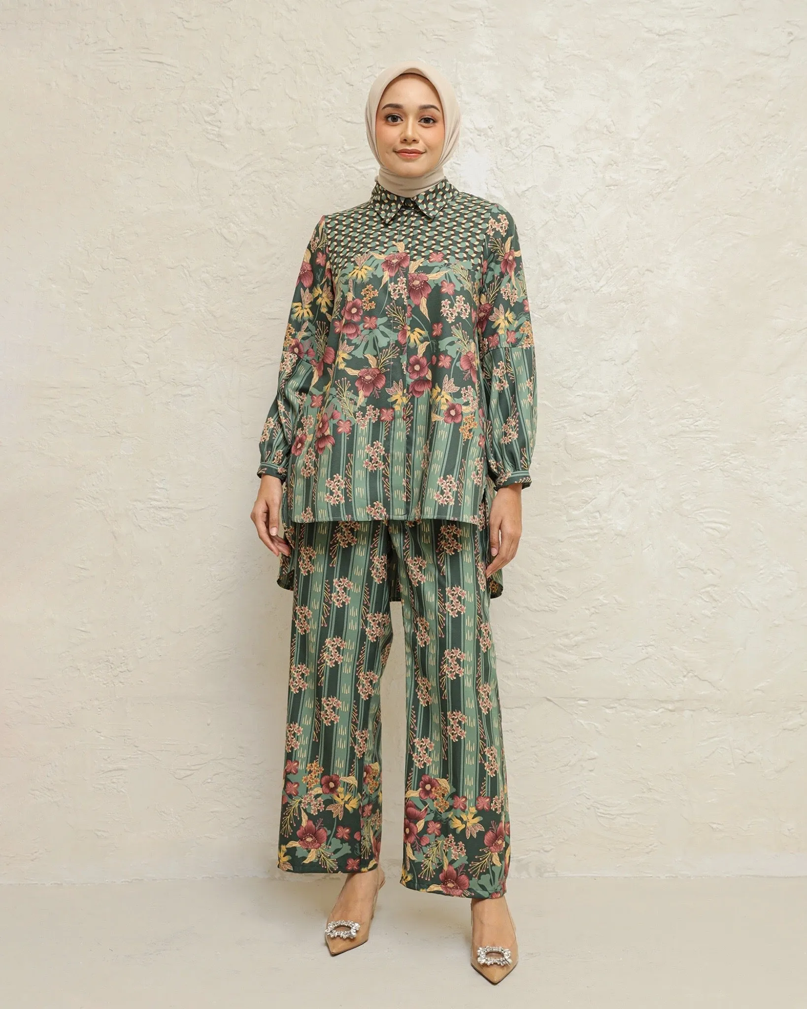 PRISYA PANTS sold by Geulis product image thumbnail 2