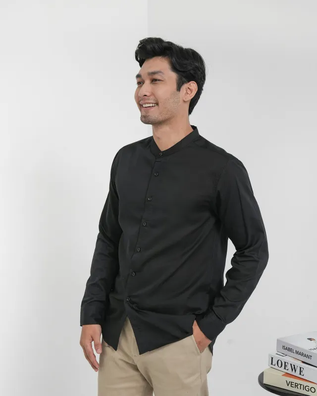 THOMAS SHIRT sold by Geulis