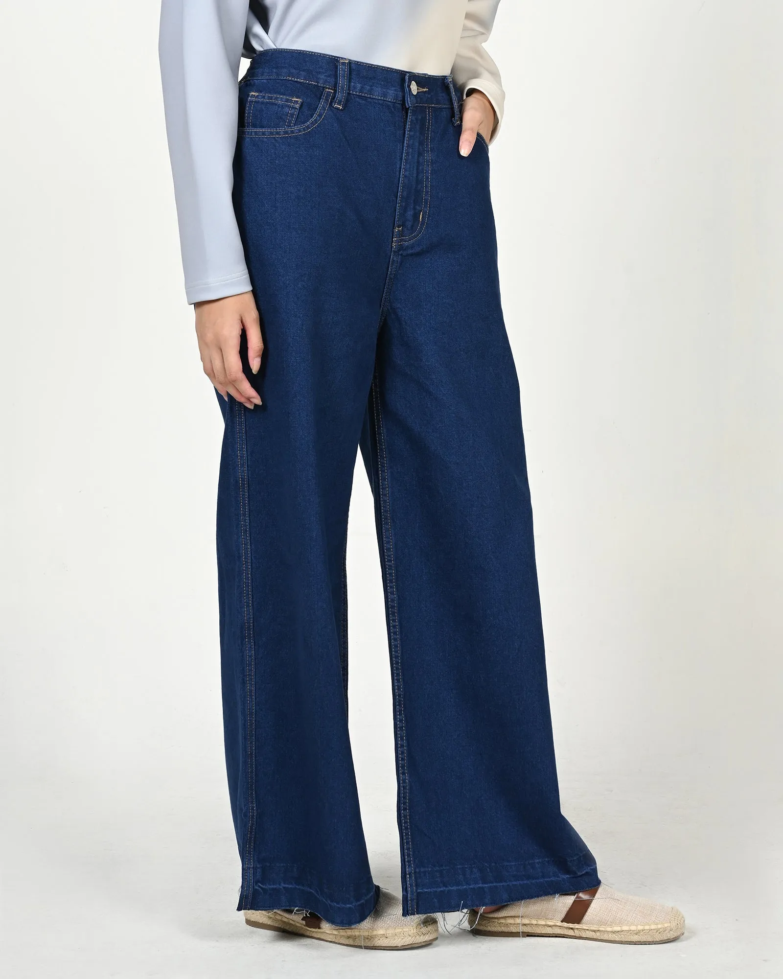 KARINA DENIM PANTS sold by Geulis product image thumbnail 3
