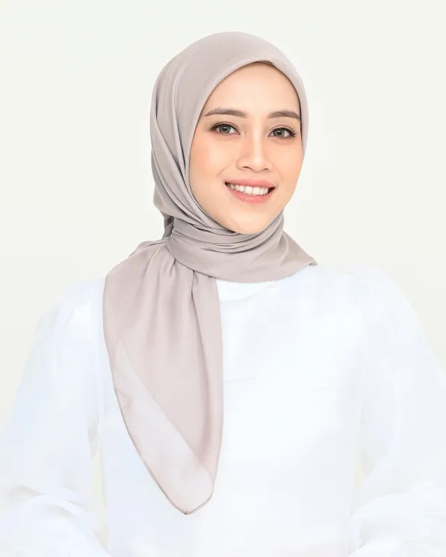 SYIFA PARIS PREMIUM sold by Geulis