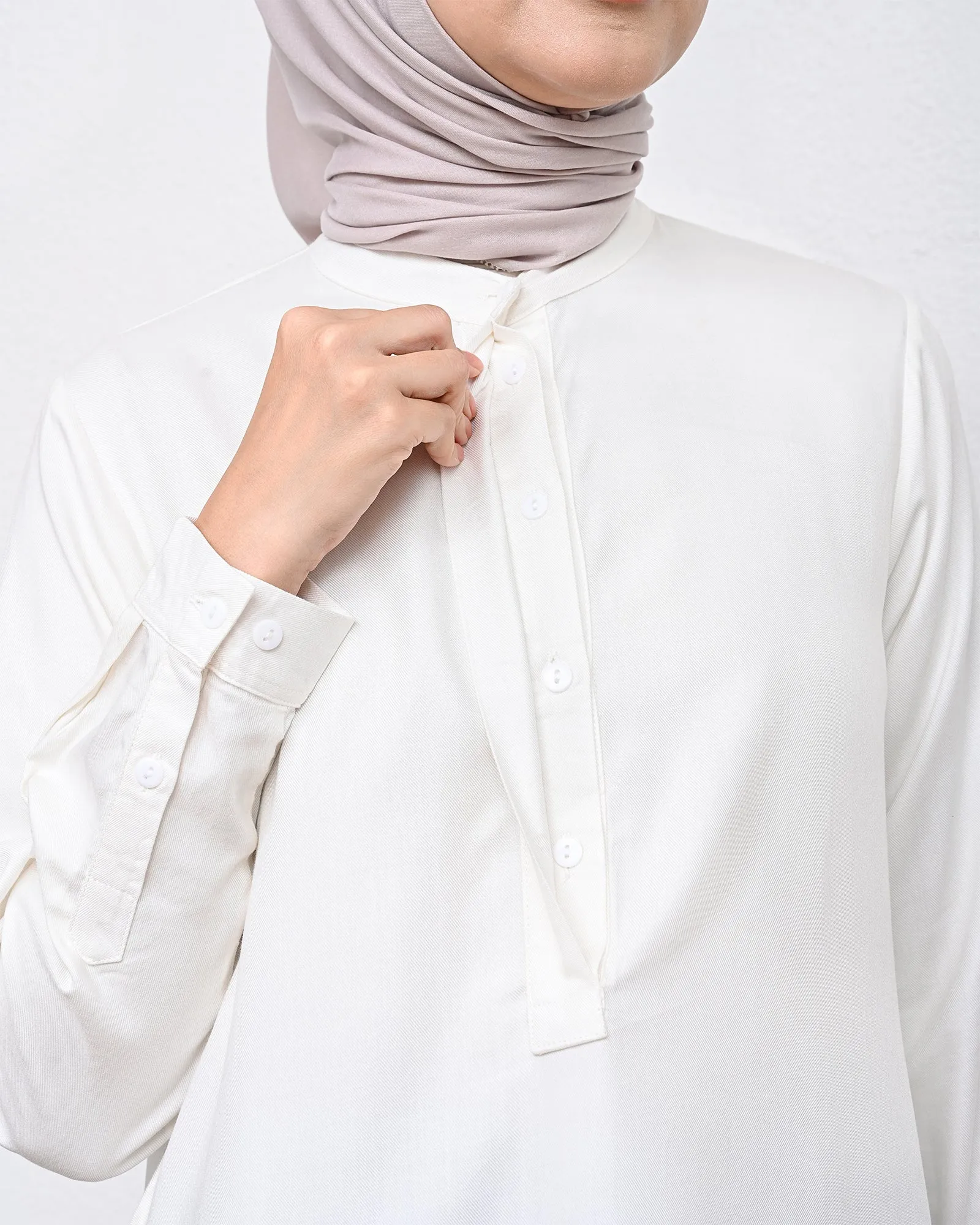 BARLIN TUNIC sold by Geulis product image thumbnail 2