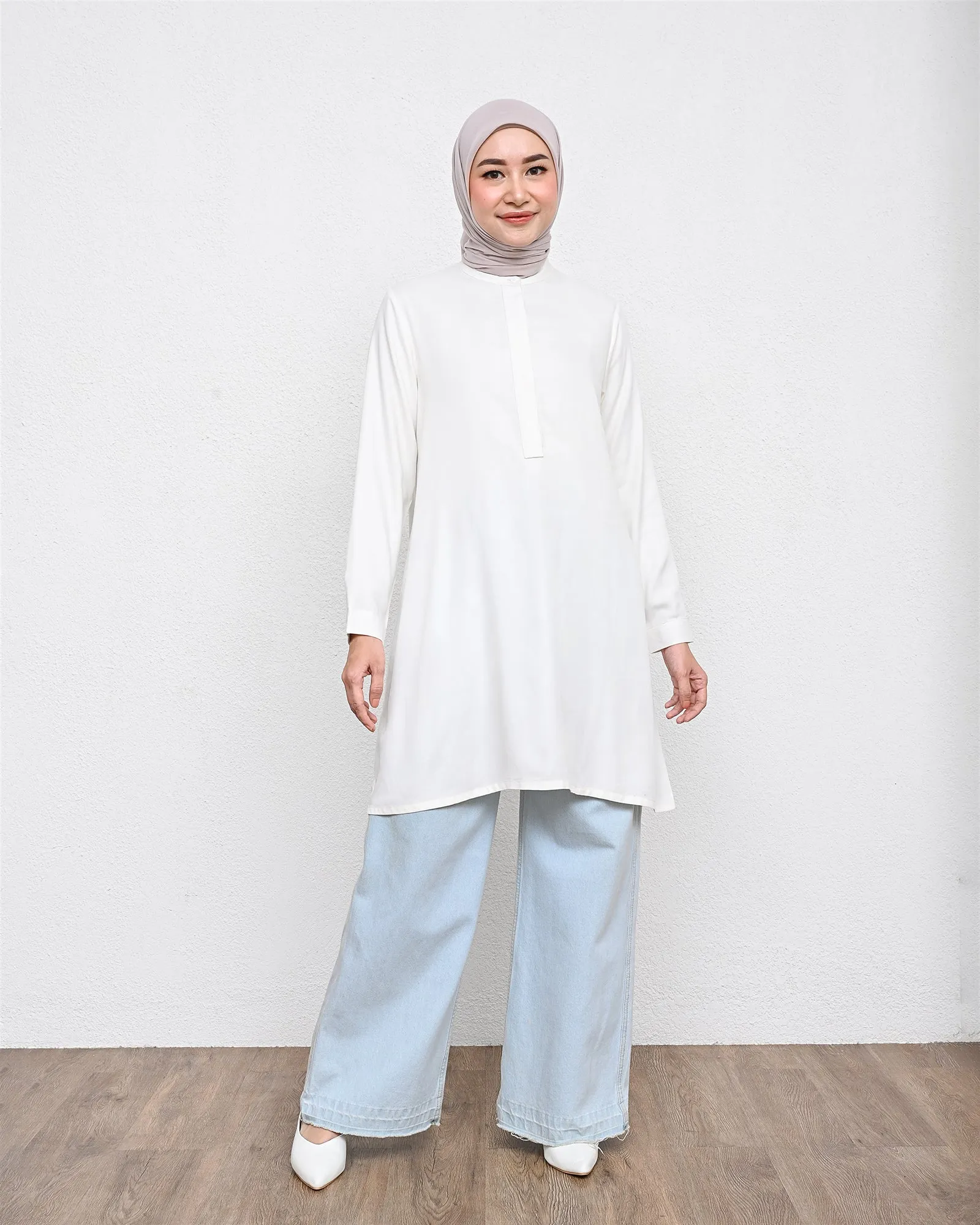 BARLIN TUNIC sold by Geulis