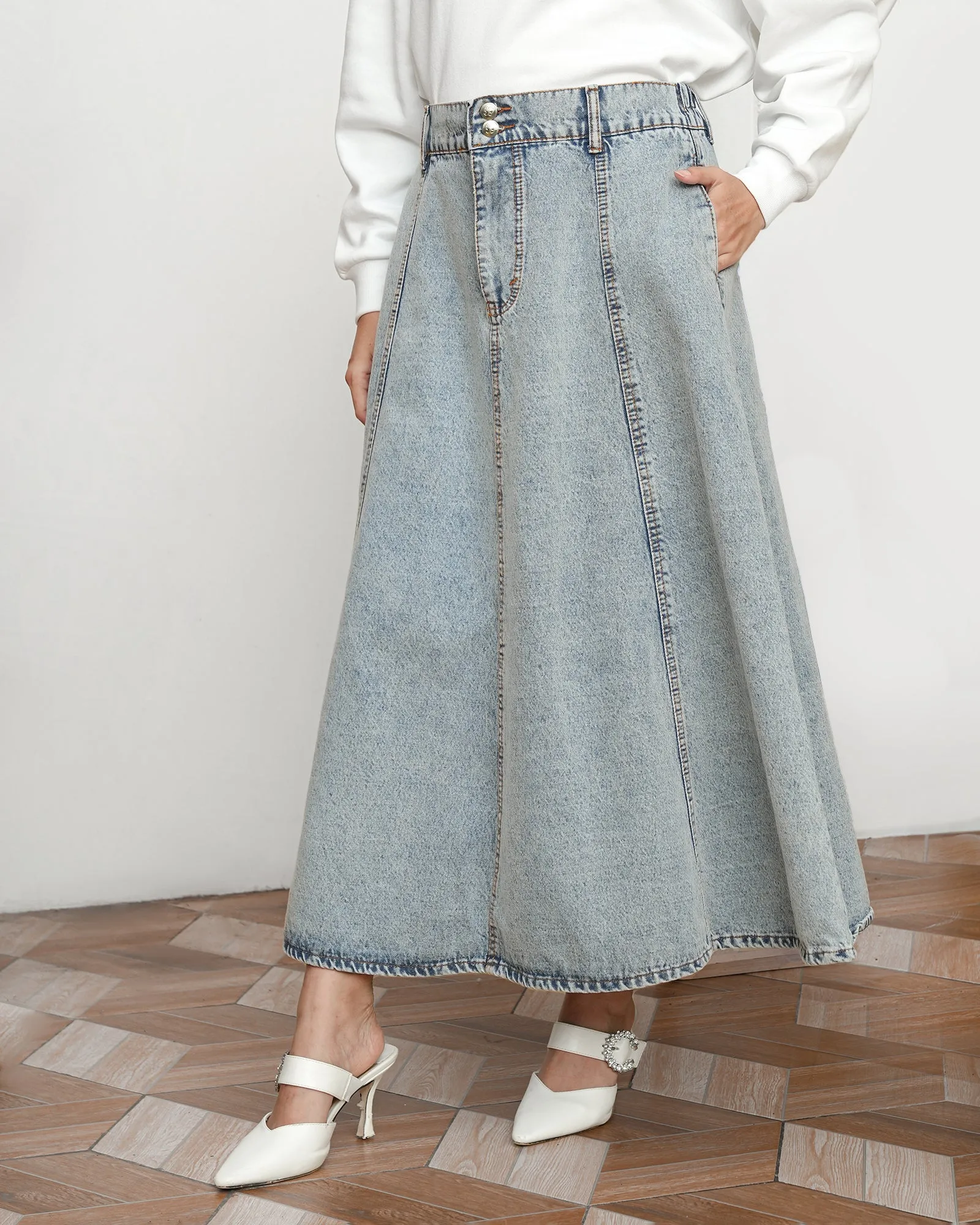 BRIENNE DENIM SKIRT sold by Geulis product image thumbnail 4