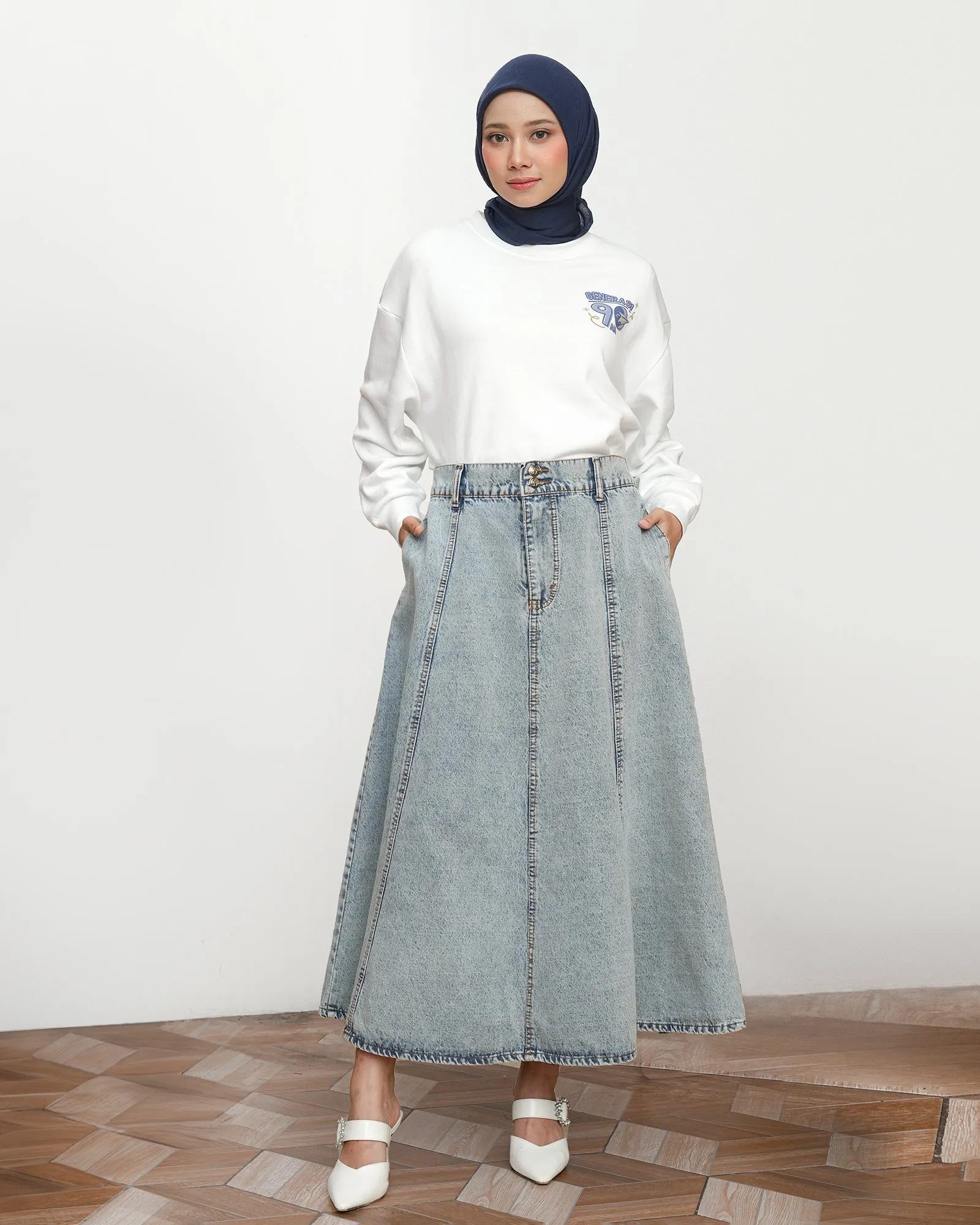 BRIENNE DENIM SKIRT sold by Geulis product image thumbnail 2