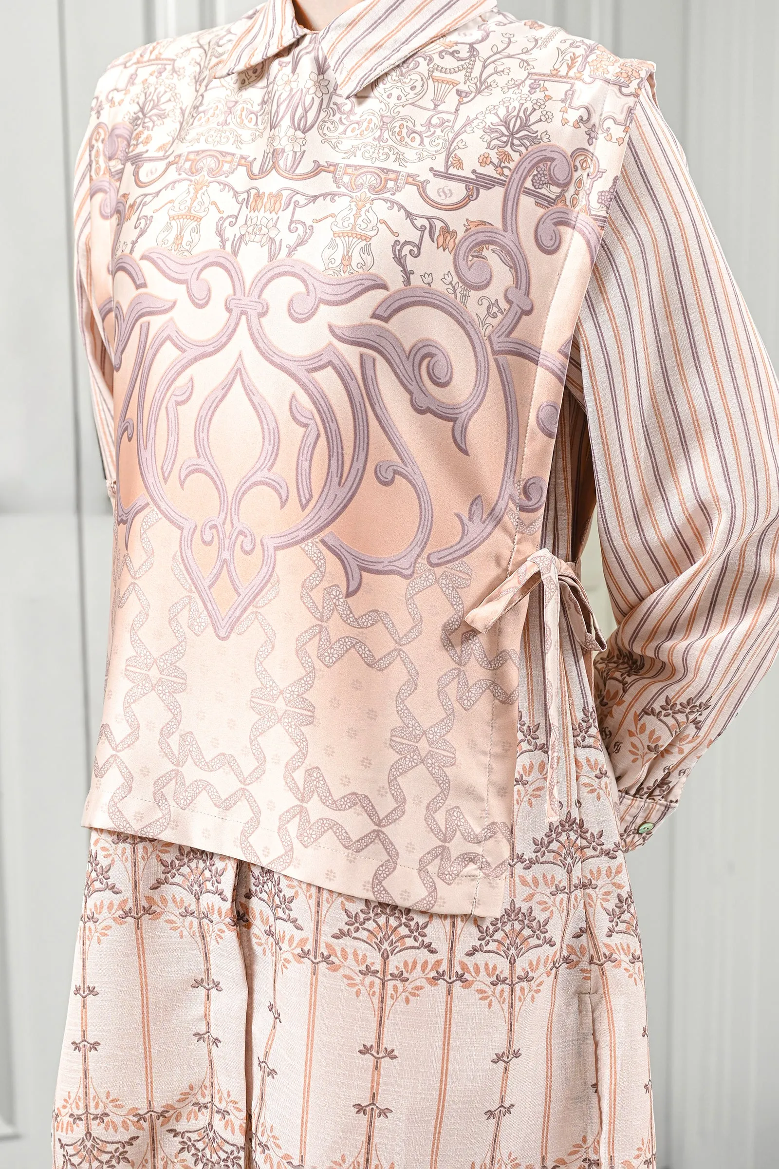 DARASYA SET TUNIC sold by Geulis product image thumbnail 3