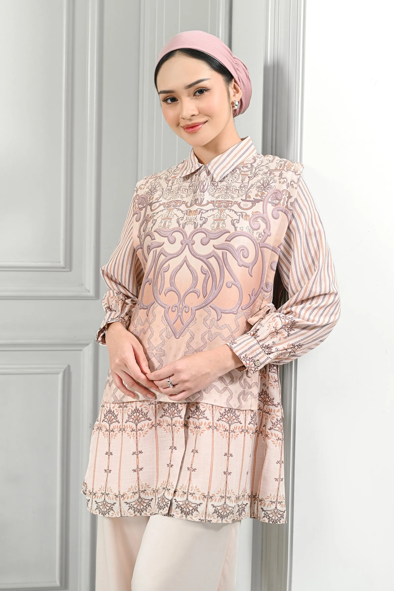 DARASYA SET TUNIC sold by Geulis product image thumbnail 4