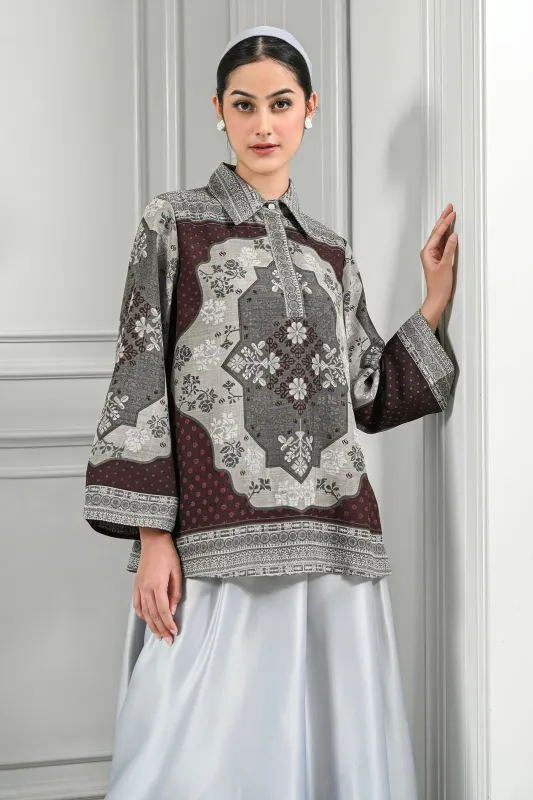 NAMIKA TOP made by Geulis