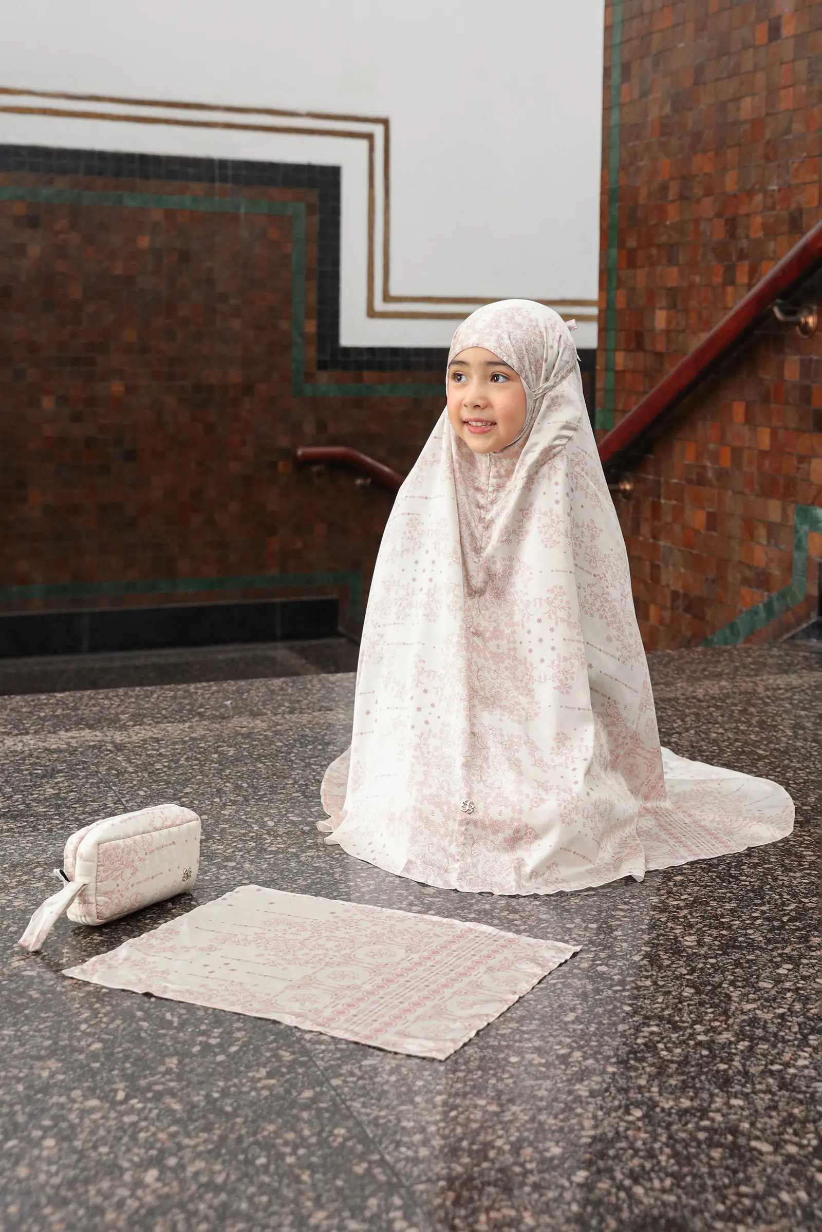 ZAFALEA PRAYER SET sold by Geulis product image thumbnail 3