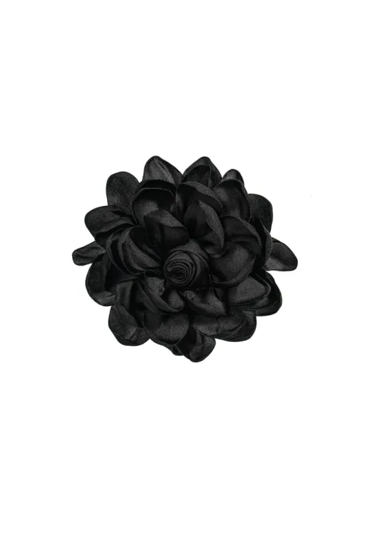 Helena Brooch - Black made by The Kript