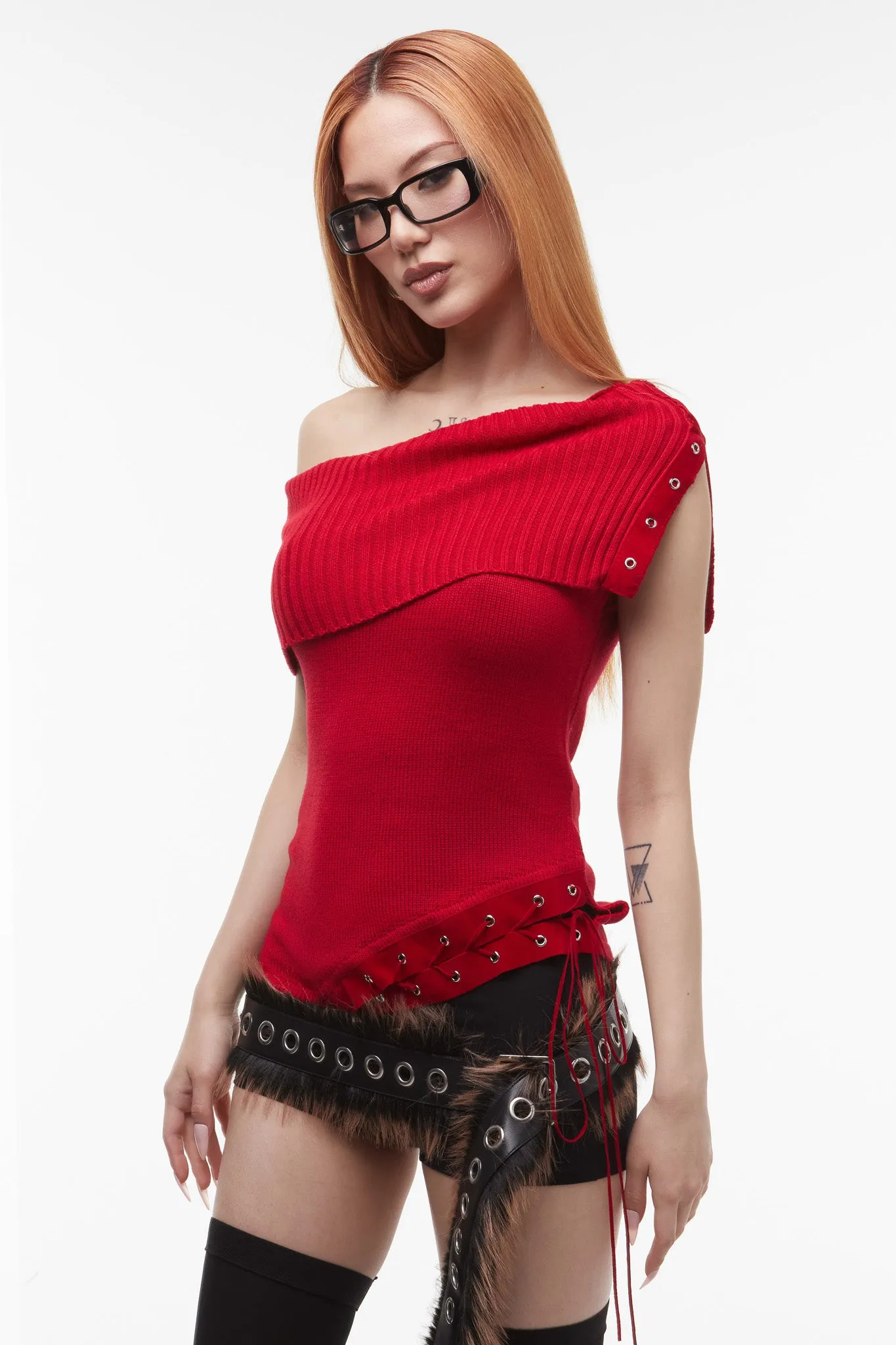 Paisy Top - Red sold by The Kript product image thumbnail 4
