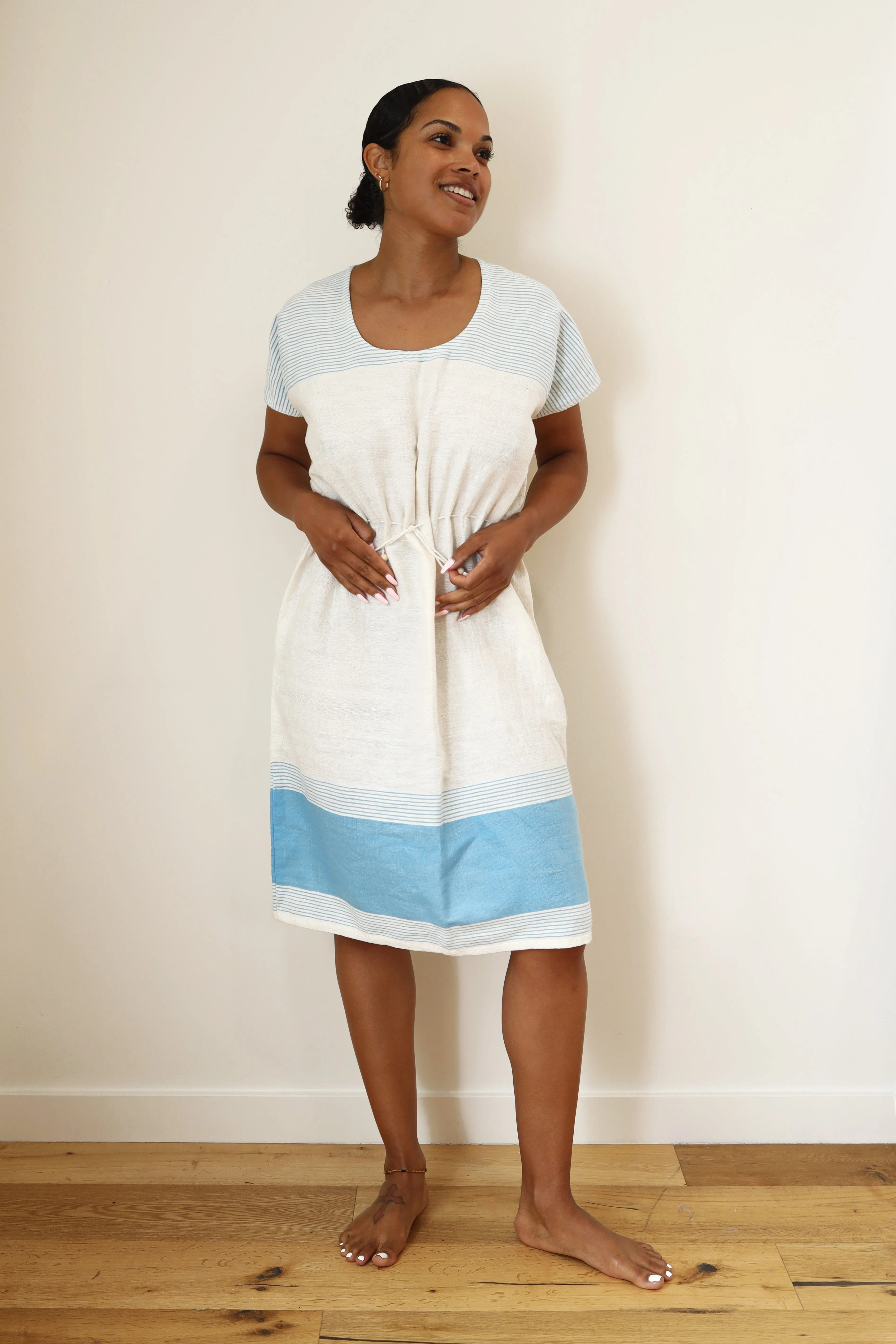 Geni Dress sold by Yego product image thumbnail 2