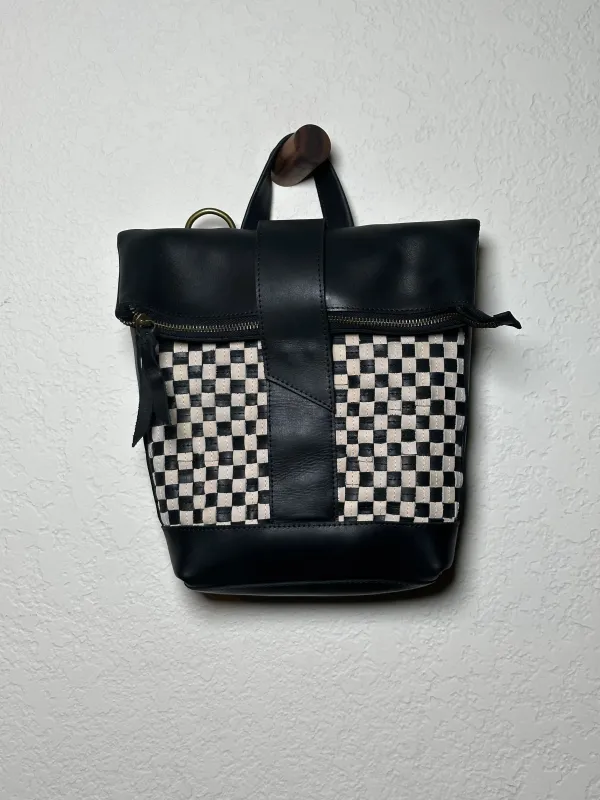 Omo Backpack - Stone and Salt made by Yego