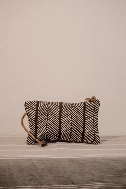 Areka Travel Pouch - Onyx & Sand Print sold by Yego