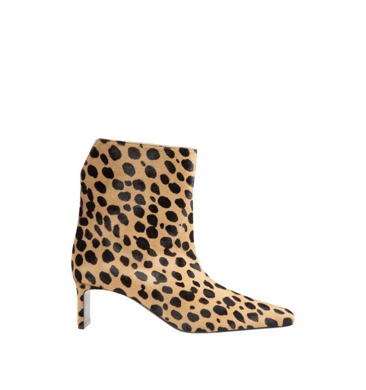 ONA ANKLE BOOT 55 (WOMENS) sold by Hirshleifers