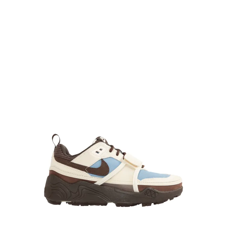 ZOOM FIELD JAXX SNEAKER (MENS) sold by Hirshleifers