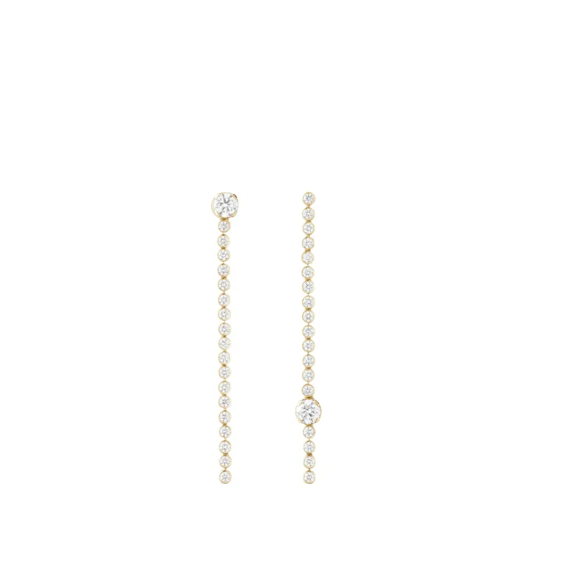 PILIER DE DIAMANT EARRINGS sold by Hirshleifers