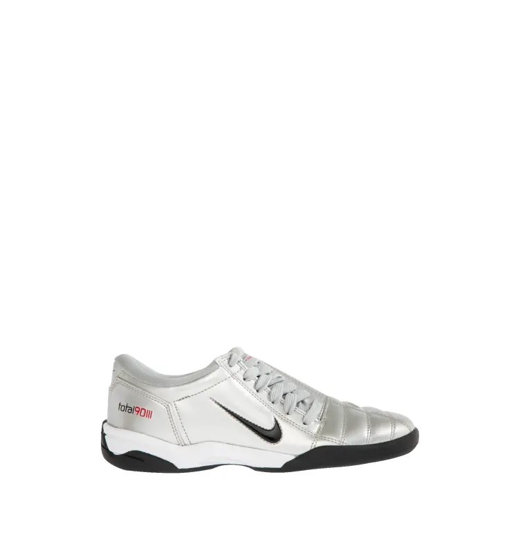 TOTAL 90 SNEAKER (WOMENS) made by Nike