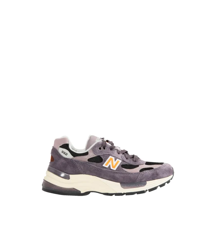 992 SNEAKER (MENS) sold by Hirshleifers