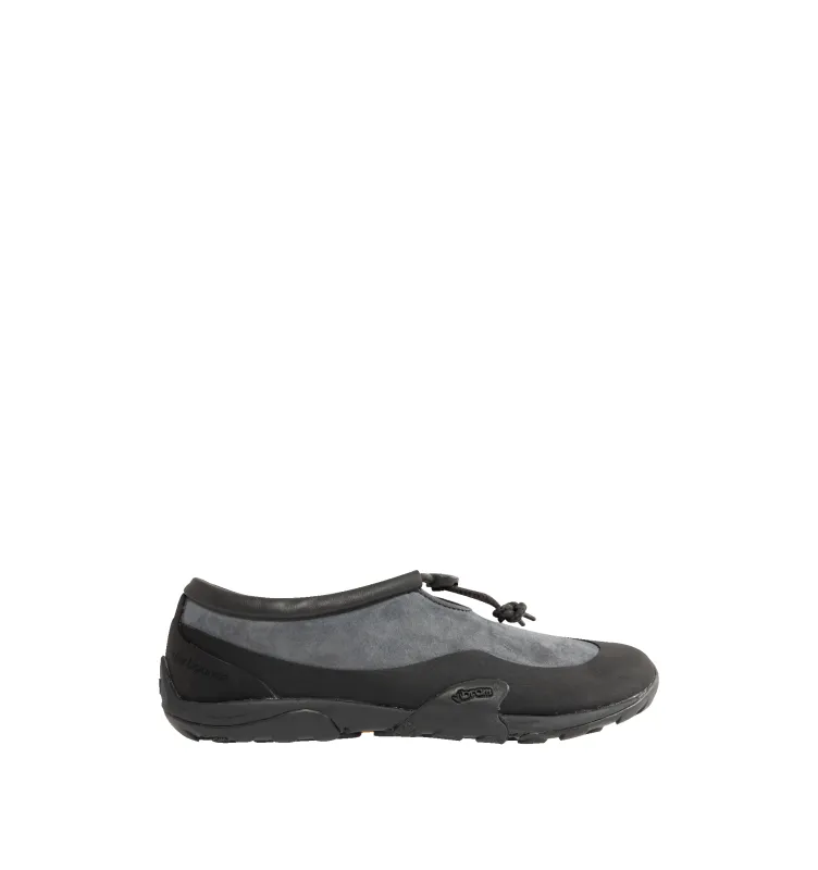 MT10T SHOE (MENS) made by New Balance