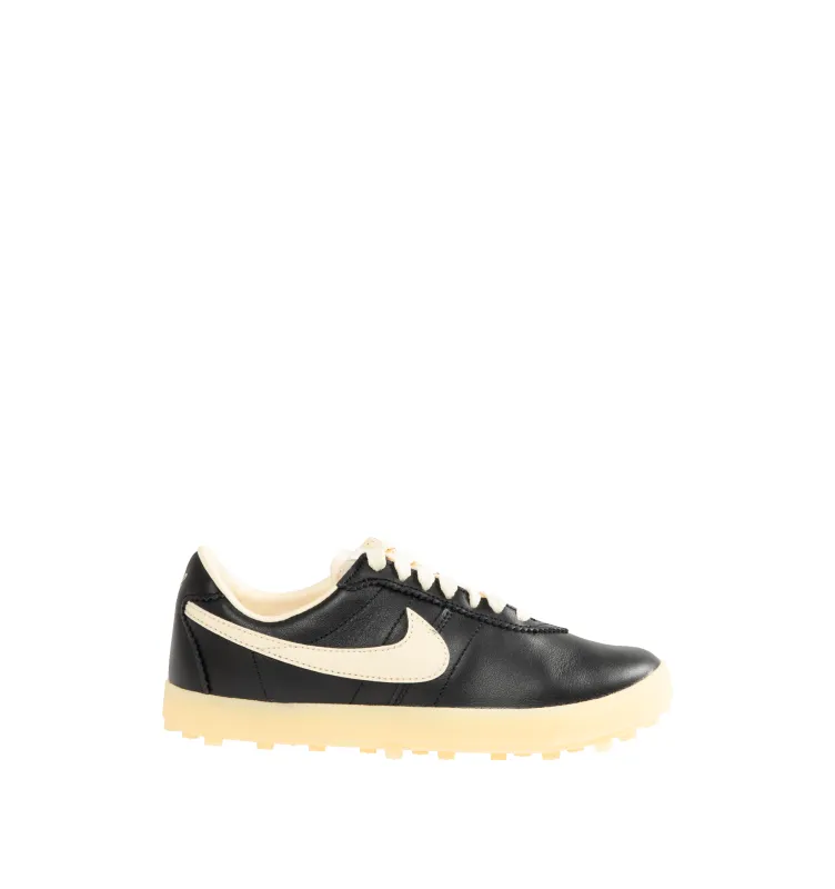 ASTROGRABBER LEATHER SNEAKER (WOMENS) made by Nike