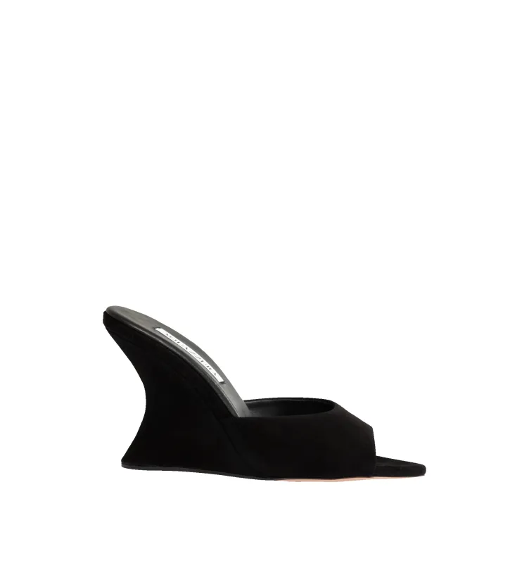 BISOUS SUEDE WEDGE (WOMENS) made by Hirshleifers