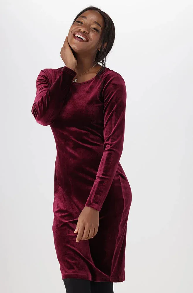 Aria Scoop Neck Bodycon Dress _ 148648 _ Burgundy sold by Dunns