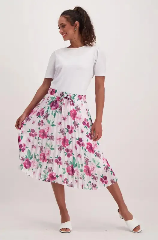 Annette Textured Puff Sleeve Top _ 140300 _ White sold by Dunns product image thumbnail 4