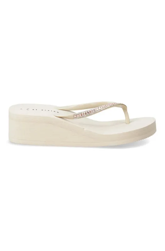 Kelsy Wedge Thong _ 153448 _ Natural sold by Dunns