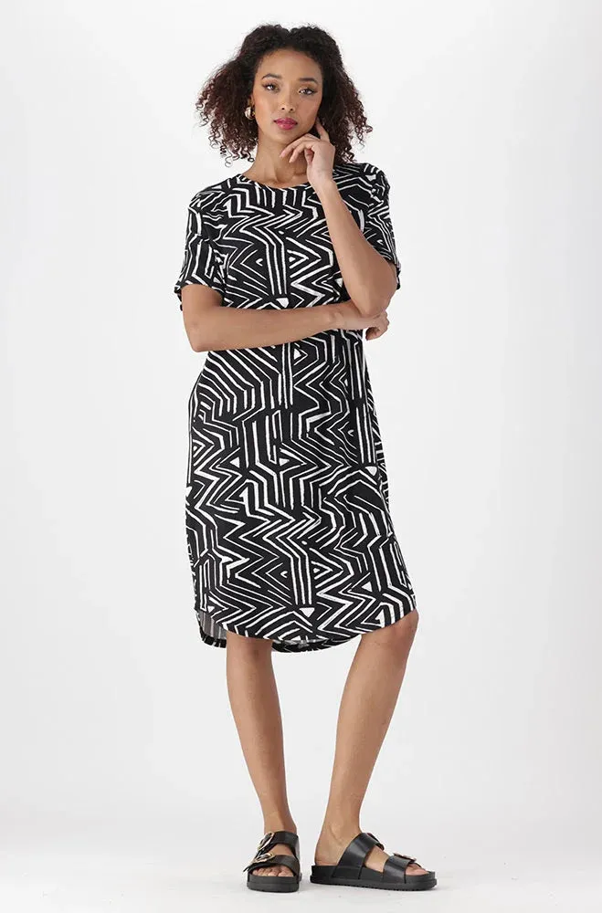 Aria Printed T-Shirt Dress _ 151250 _ Black sold by Dunns product image thumbnail 4