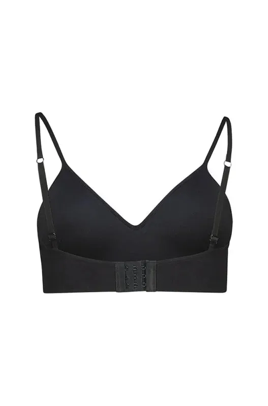 Isla Seamfree Bra Top _ 147626 _ Black sold by Dunns product image thumbnail 2