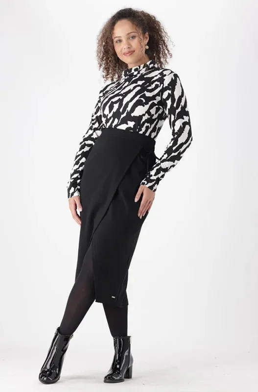Rehanna Poloneck Top _ 148073 _ Black sold by Dunns product image thumbnail 4