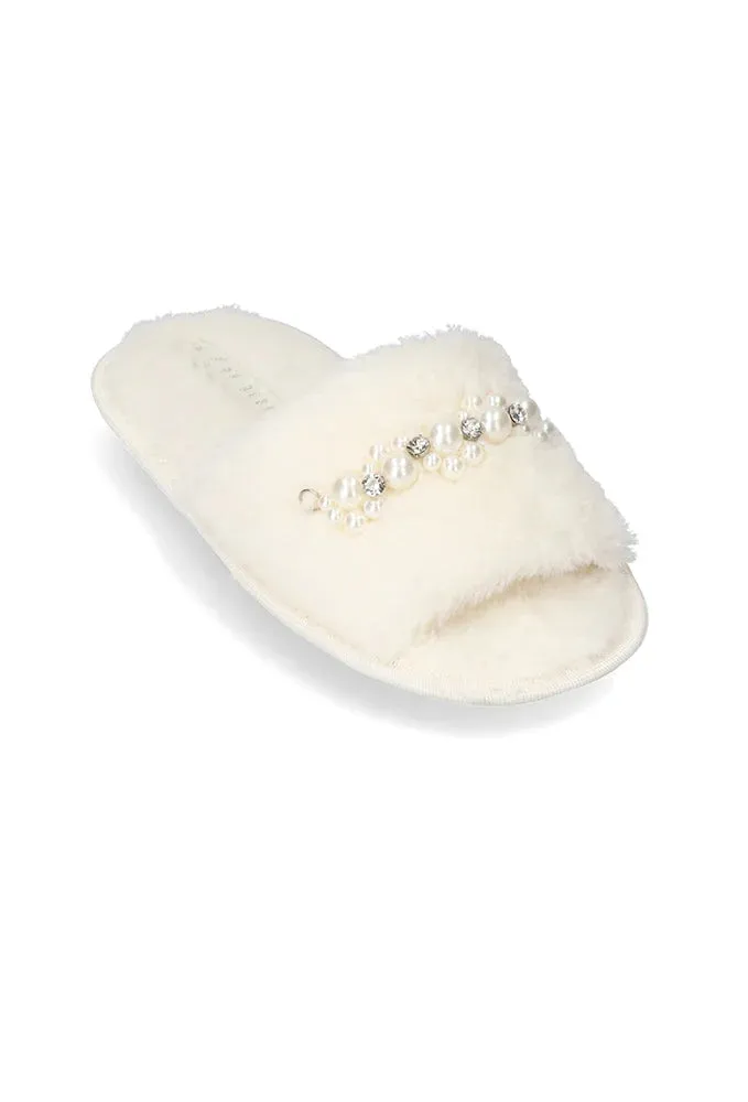 Berry Slipper _ 153458 _ Cream sold by Dunns product image thumbnail 4