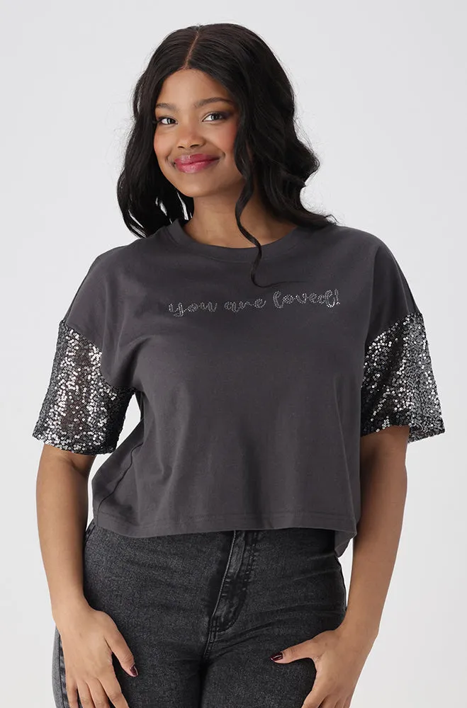 Pearl sparkle boxy tee _ 154894 _ Charcoal sold by Dunns