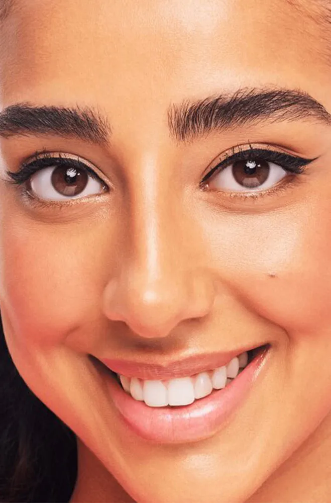 Essence Liquid Ink Eyeliner 01 _ 162228 _ Black sold by Dunns product image thumbnail 3