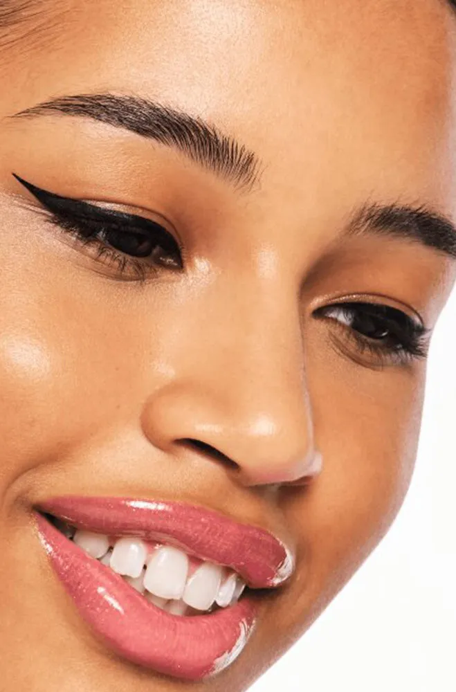 Essence Lash Princess Liquid Liner Black Waterproo _ 162233 _ Black sold by Dunns product image thumbnail 4