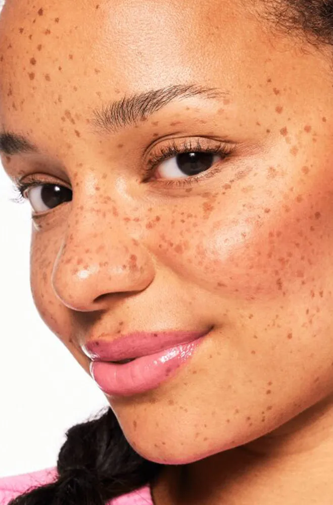 Essence Contouring Duo Stick 50 _ 162398 _ Brown sold by Dunns product image thumbnail 4