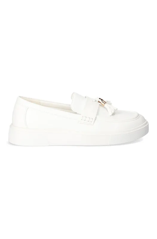 Beau Tassle Loafer _ 155391 _ White sold by Dunns