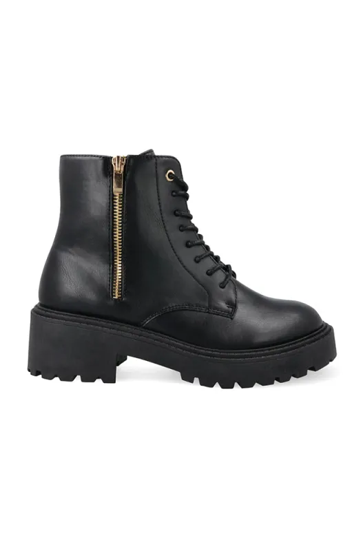 Yuki Embossed Boot _ 157760 _ Black sold by Dunns