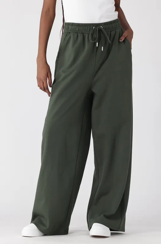 LUCY WIDELEG JOGGER  _ 165195 _ Green sold by Dunns