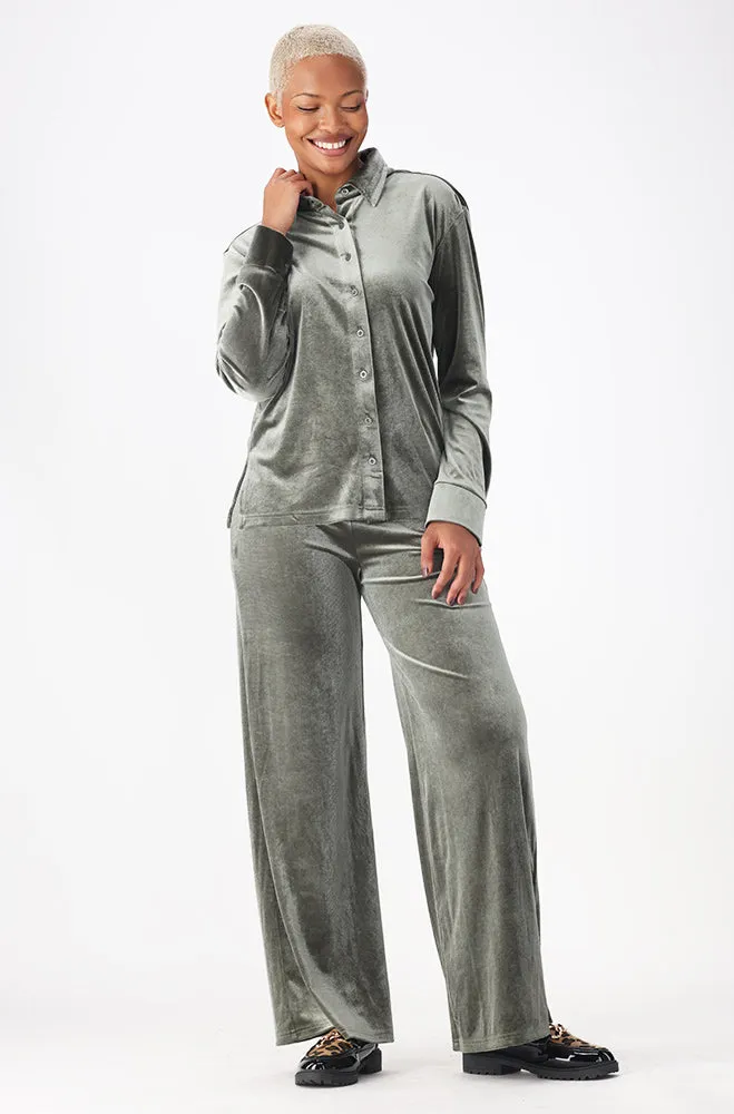 Tara Velour Shrt _ 159241 _ Fatigue sold by Dunns product image thumbnail 4