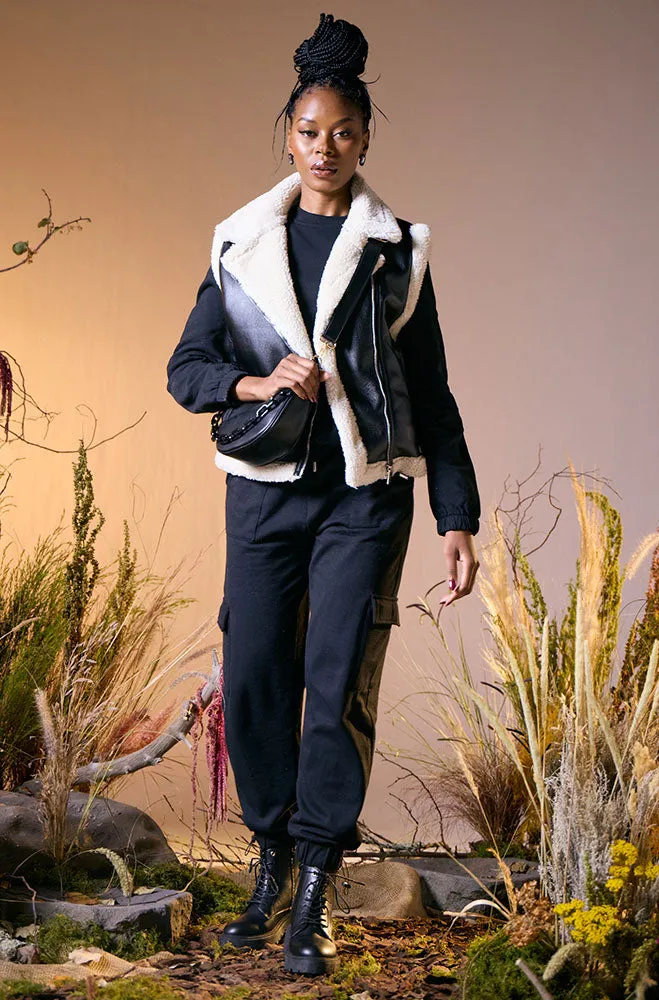 LUCY CARGO FLEECE JOGGER sold by Dunns