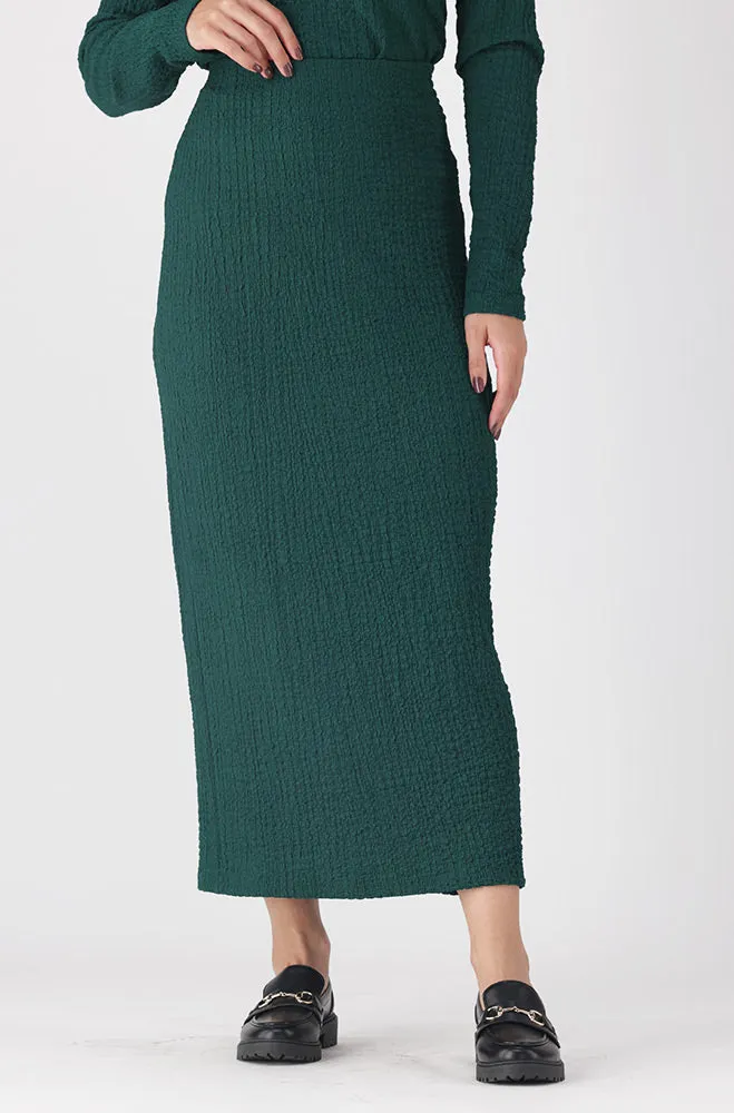 GEN TEXTURED KNIT SKIRT sold by Dunns