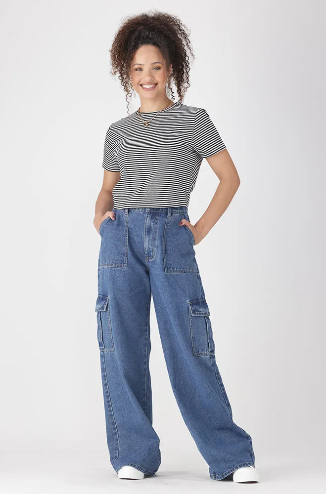 BELLA CREW NECK FITTED CROP TEE sold by Dunns product image thumbnail 5