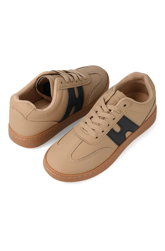 Alzette Retro sneaker sold by Dunns product image thumbnail 2