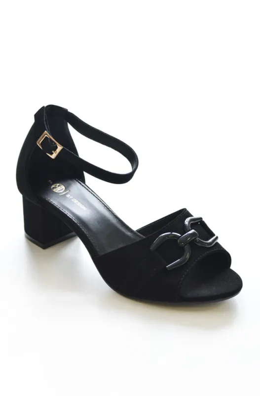 Gelesca block heel sandal sold by Dunns